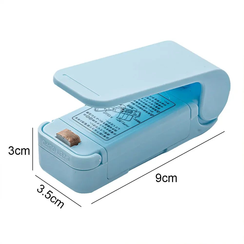 "Rechargeable Mini Heat Bag Sealer – Portable Handheld Sealing Machine for Food Packaging"